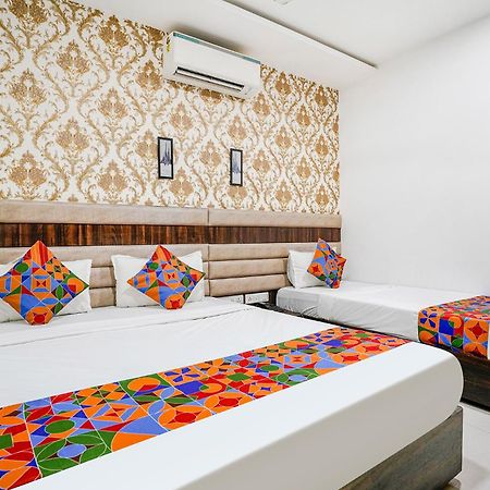 Fabhotel Elvis Inn - Nr Mumbai International Airport エクステリア 写真