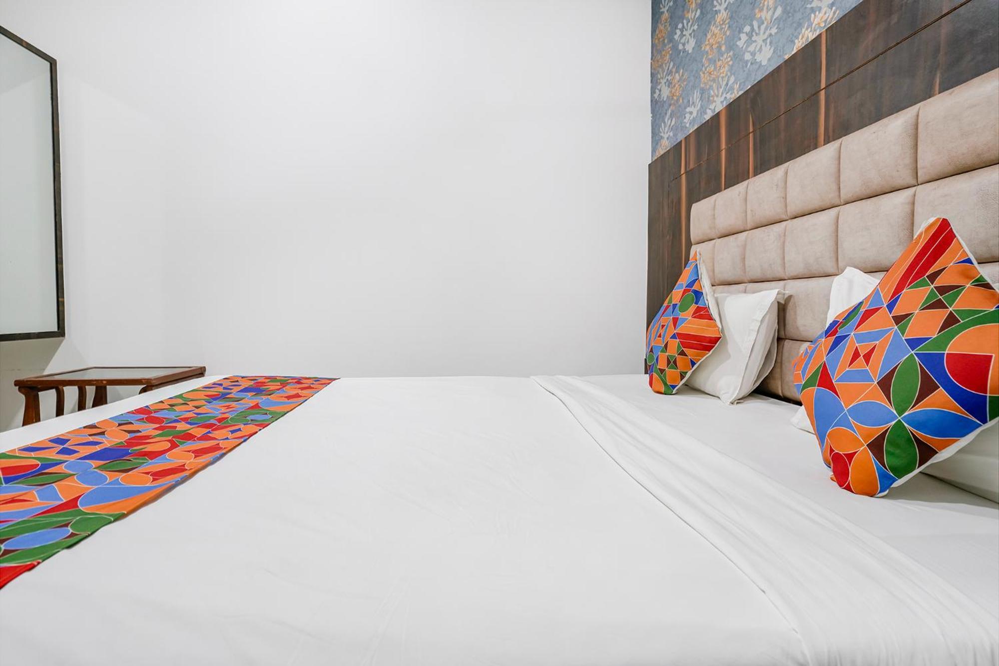 Fabhotel Elvis Inn - Nr Mumbai International Airport エクステリア 写真