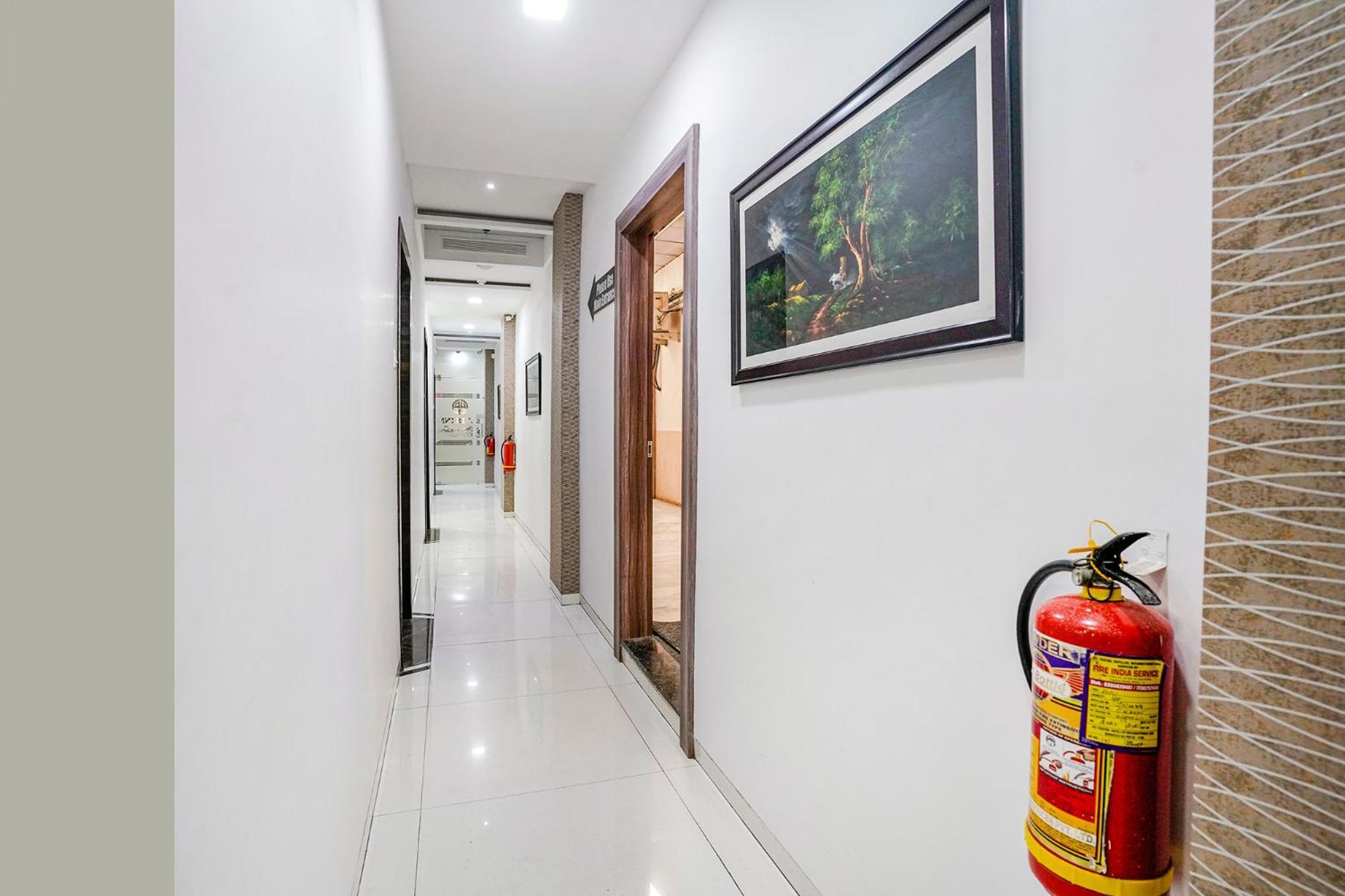 Fabhotel Elvis Inn - Nr Mumbai International Airport エクステリア 写真