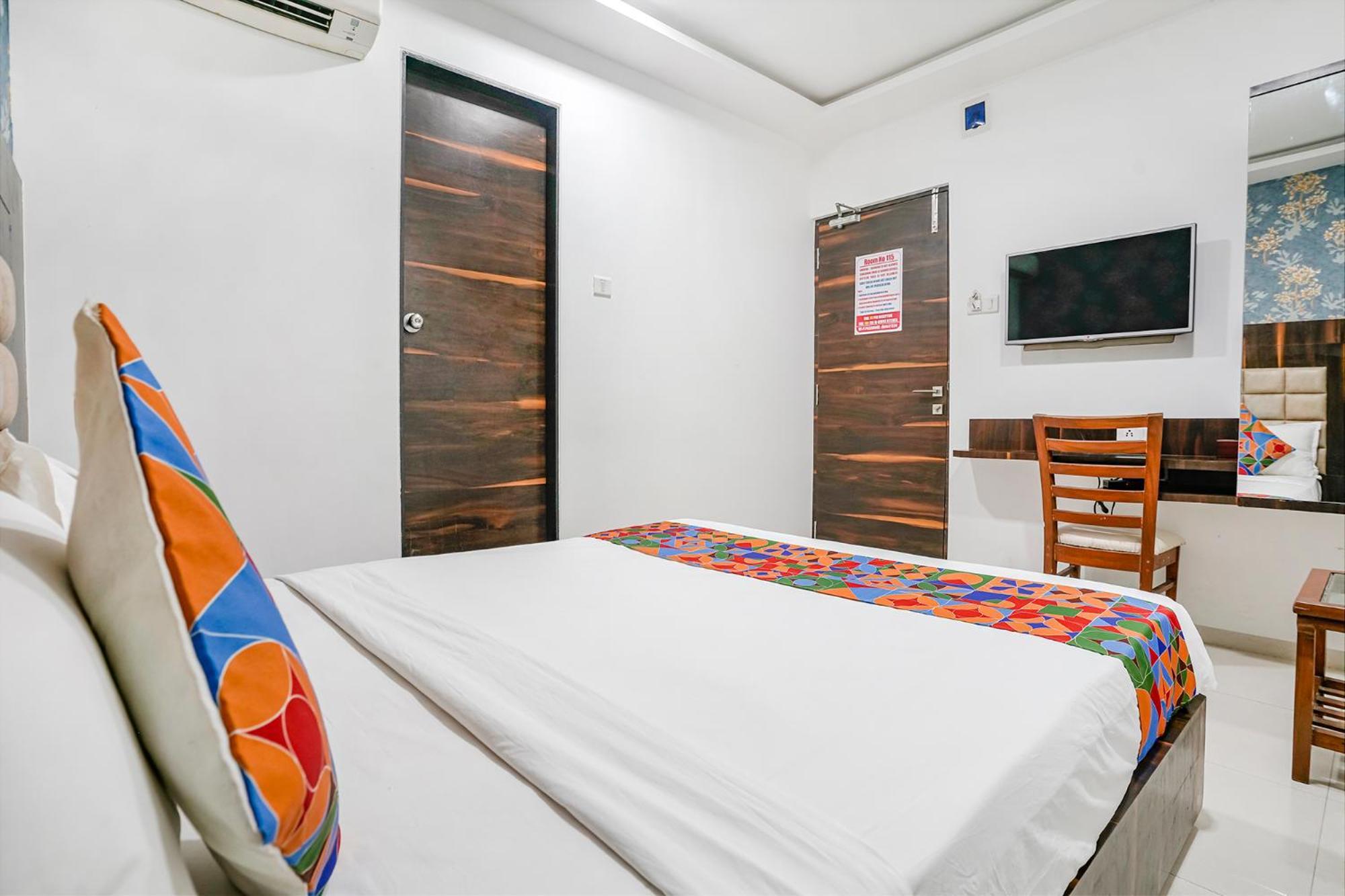Fabhotel Elvis Inn - Nr Mumbai International Airport エクステリア 写真