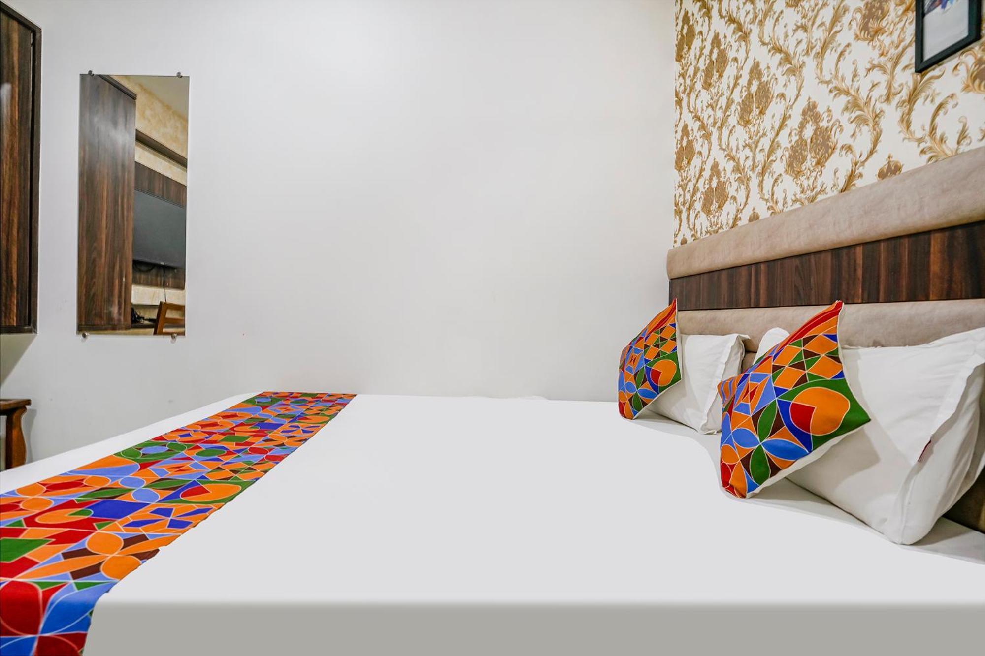 Fabhotel Elvis Inn - Nr Mumbai International Airport エクステリア 写真