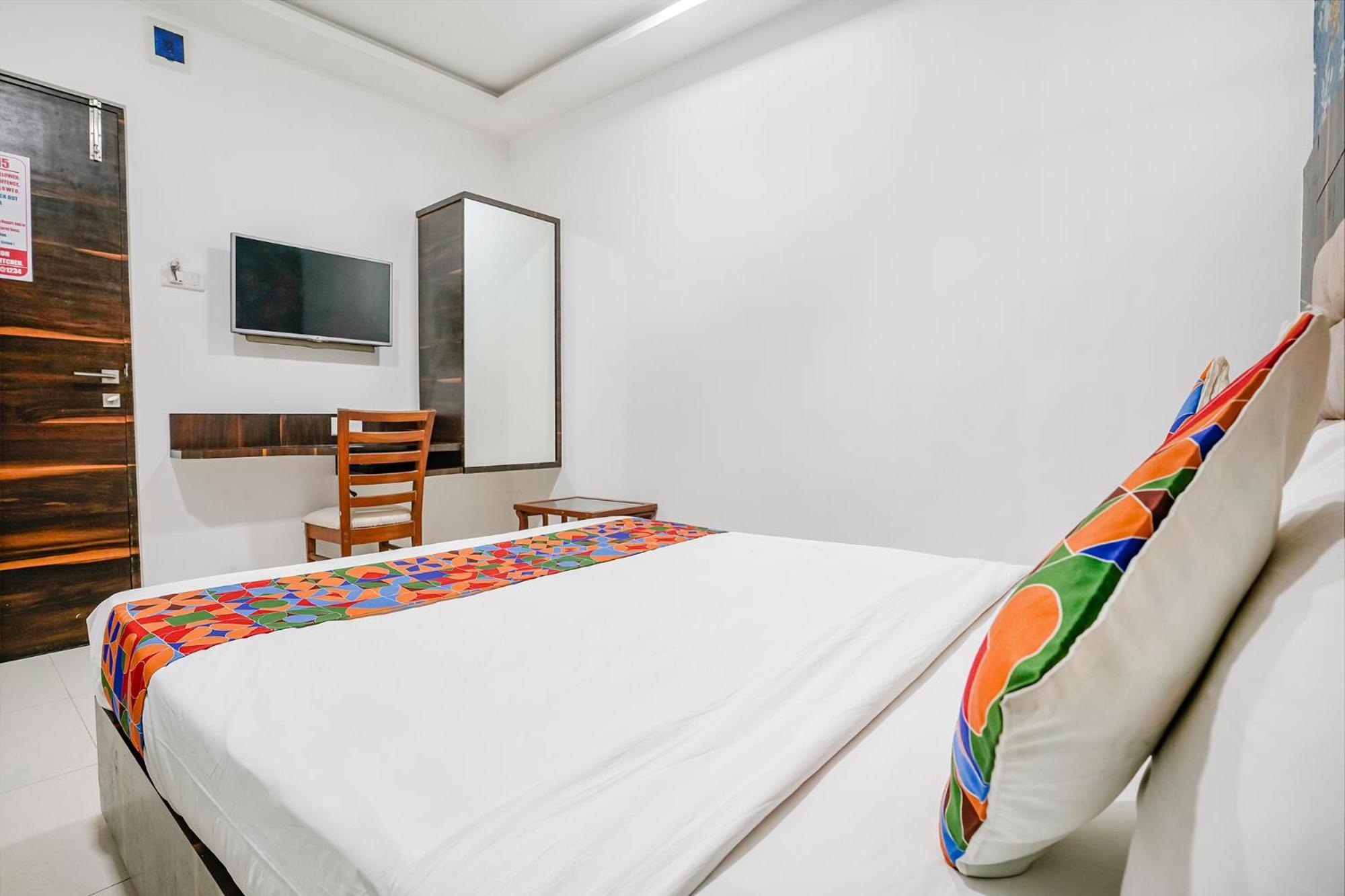 Fabhotel Elvis Inn - Nr Mumbai International Airport エクステリア 写真