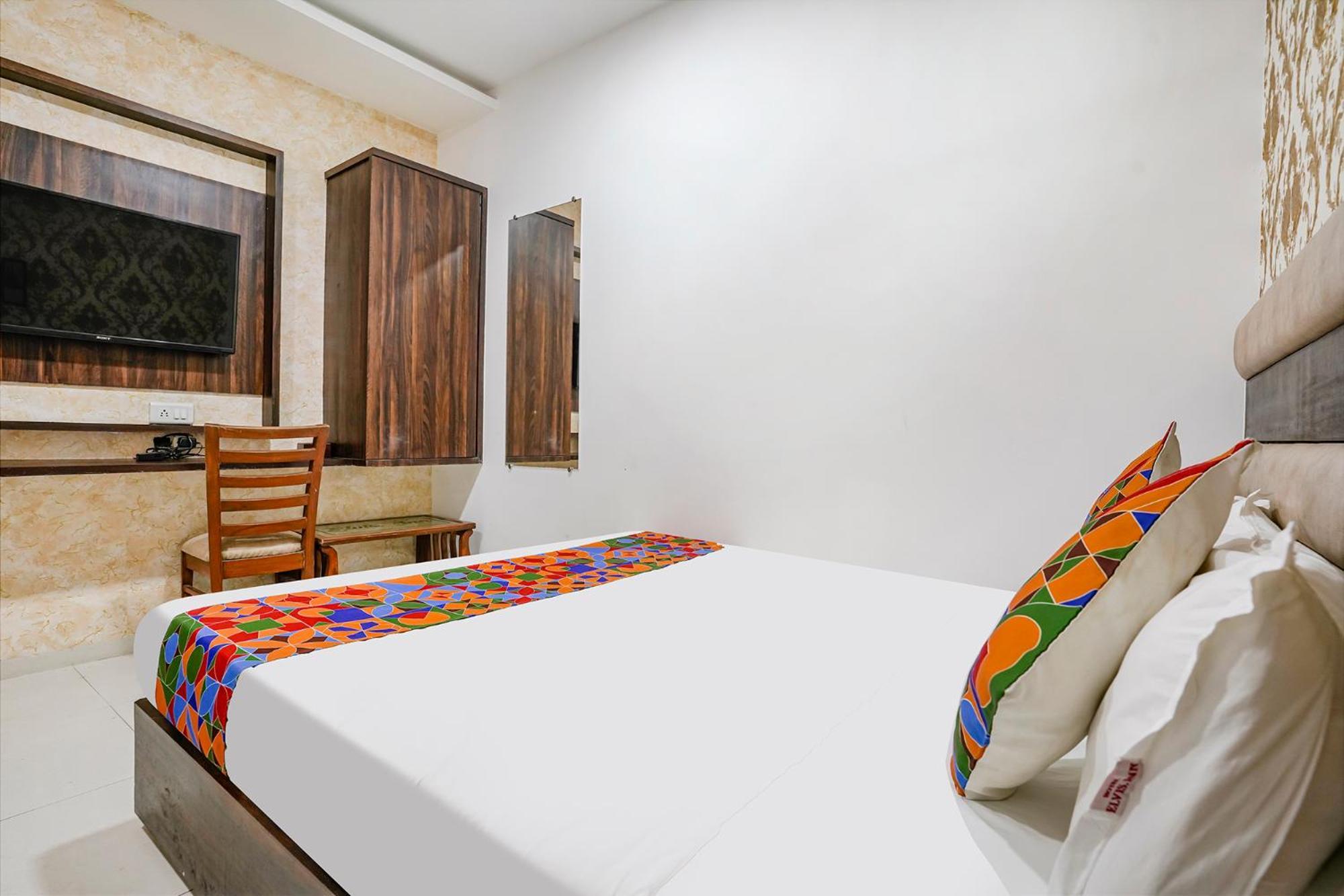 Fabhotel Elvis Inn - Nr Mumbai International Airport エクステリア 写真
